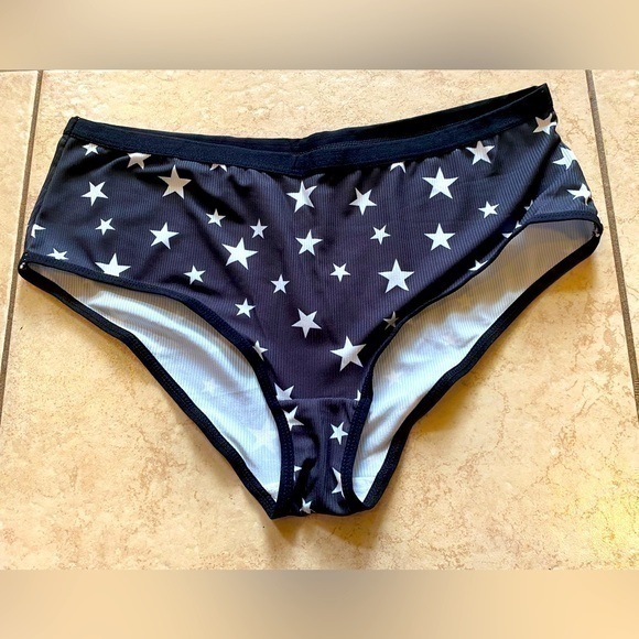 Women’s Star Print Brief Size 12 XL - Picture 1 of 3